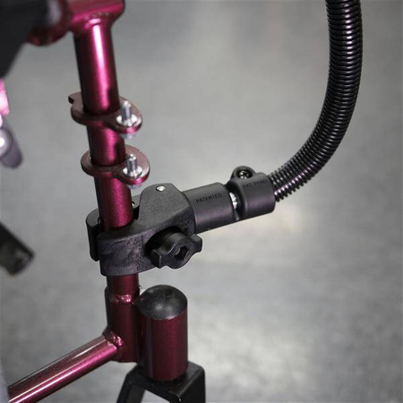 Uchwyt RAM® X-Grip® na nogę wózka inwalidzkiego do tabletów 7"-8".