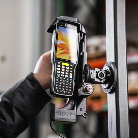 Stacja dokująca RAM® z blokadą do Zebra MC3300 i MC3400