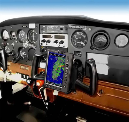 RAM® Double Ball Yoke Clamp Mount for Garmin 695 & 696