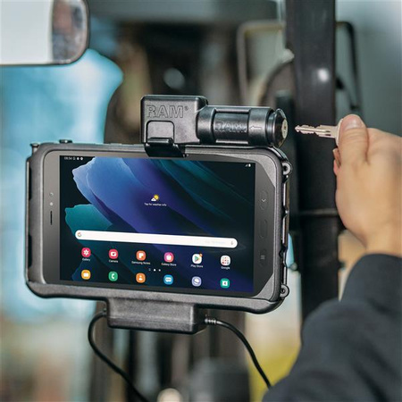 Uniwersalny uchwyt do wózków widłowych RAM® z okrągłą płytą i opcją akcesoriów