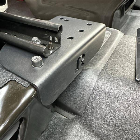 Podstawa pojazdu RAM® No-Drill™ do Forda Transit Full Size Van '14-23