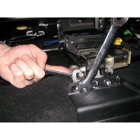 Podstawa pojazdu RAM® No-Drill™ do Volkswagena Beetle z rocznika 98-07