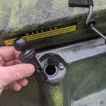 Adapter kuli klinowej RAM® do podstawy portu żagla Scotty i Hobie - rozmiar B